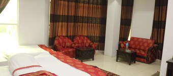 加利亞特山酒店