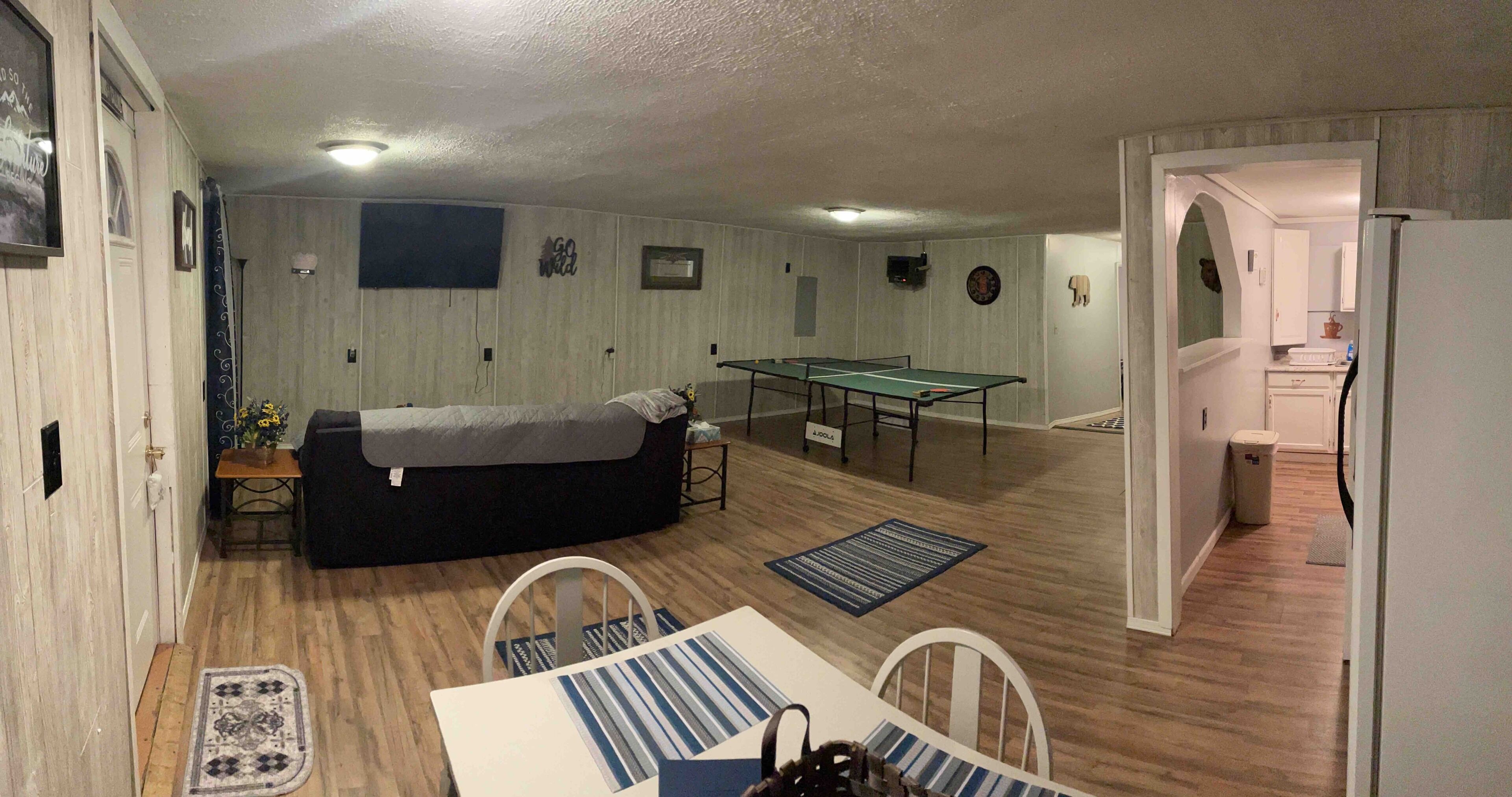 3 عدّة غرف نوم وسرير سفر وواي فاي مجانًا وملاءات أسرّة