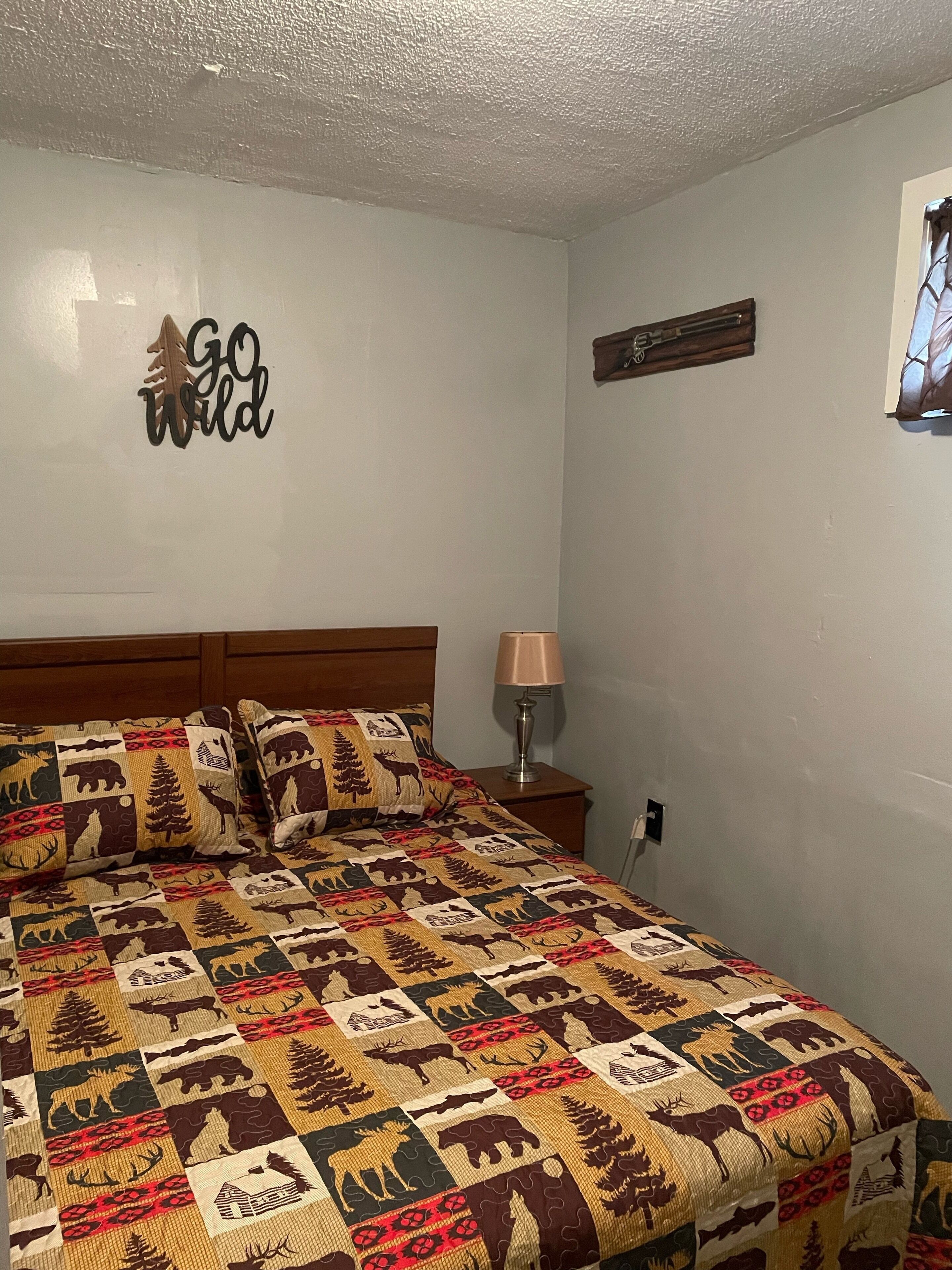 3 bedrooms, travel crib, free WiFi, bed sheets