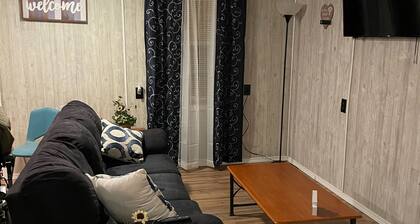 Hatfield McCoy Trails! Newly renovated 3 bedroom house with ATV trail access.