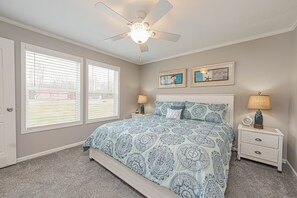 3 chambres, fer et planche à repasser, accès au Wi-Fi (inclus)