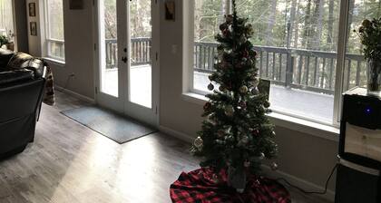 CDA Lake-House