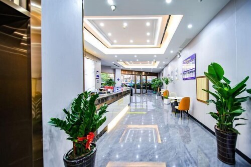 Super 8 Selected Hotel (Fuzhou IKEA Shangyang Metro Station Branch)