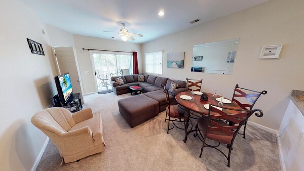 Condo, 2 Bedrooms | Living room