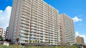 Exterior - Crescent Shores by Coastline Resorts (North Myrtle Beach)