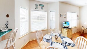 Apartment, 2 Schlafzimmer | Speisen