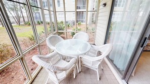 Apartment, 2 Schlafzimmer | Balkon