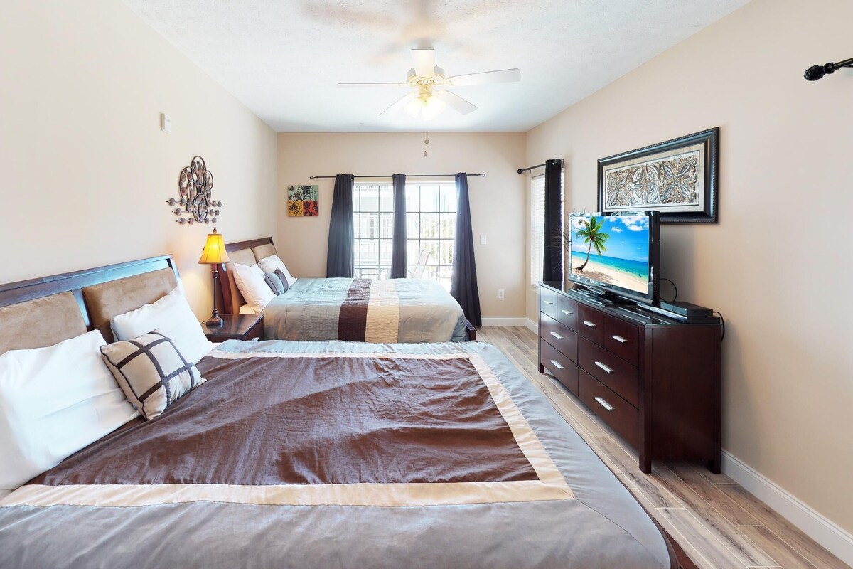 Condo, 4 Bedrooms | Individually decorated, individually furnished