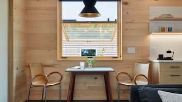 Chambre | Bureau, accès au Wi-Fi (inclus), literie fournie