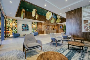 Quầy tiếp tân