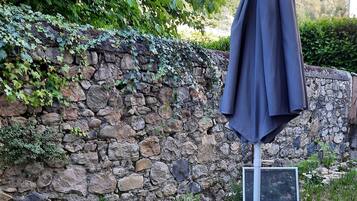 Enceinte de lâhĂ©bergement