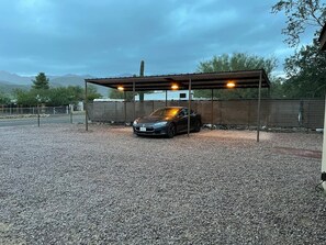 Property grounds - Perfect, fully furnished 1-bed condo  (Black Canyon City)