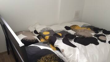 2 Schlafzimmer, Bügeleisen/Bügelbrett, kostenloses WLAN, Bettwäsche