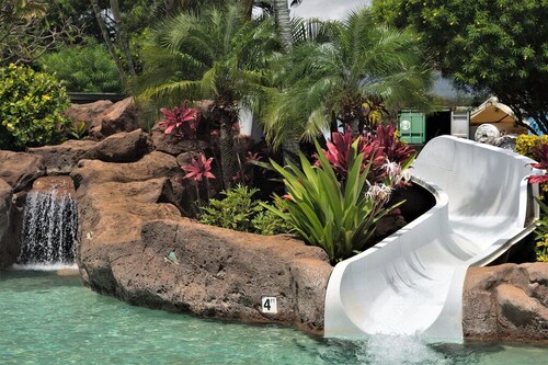 Kiahuna Plantation Ocean View with AC, REMODELED, 1 Bedroom, Sleeps 4