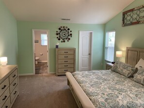 3 bedrooms, in-room safe, iron/ironing board, free WiFi
