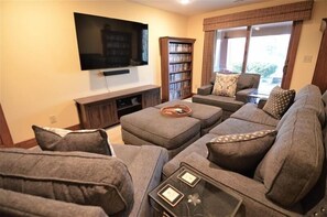 Tv och ett filmbibliotek