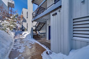 Exterior - Private Riverside Ski Retreat  2/2 condo close to Beaver Creek and Vail (Avon)