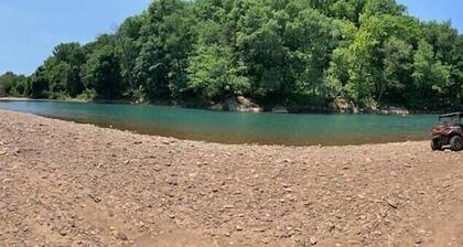 Old Cross Roads Cabin 3 bed/2 bath