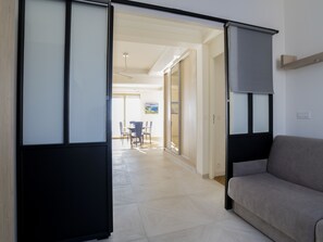 Interior - 3-Br Apartment, Sea View, by the Beaches (Cannes)
