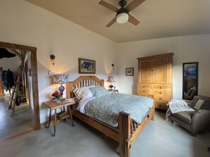 2 habitaciones, tabla de planchar con plancha y wifi gratis