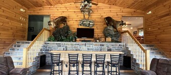 FALCON LODGE AND NATURE RETREAT