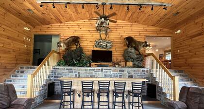 FALCON LODGE AND NATURE RETREAT