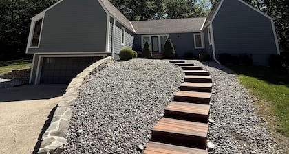 Family Friendly home w/ game room- Perfect Location