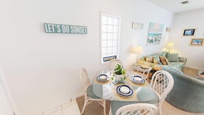 Living area - Royal Poste by Coastline Resorts (Sunset Beach)