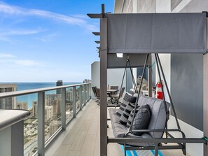 Property grounds - 5 ★ PH BREATHTAKING Ocean View Brand New 2BR/BTH (Hollywood)