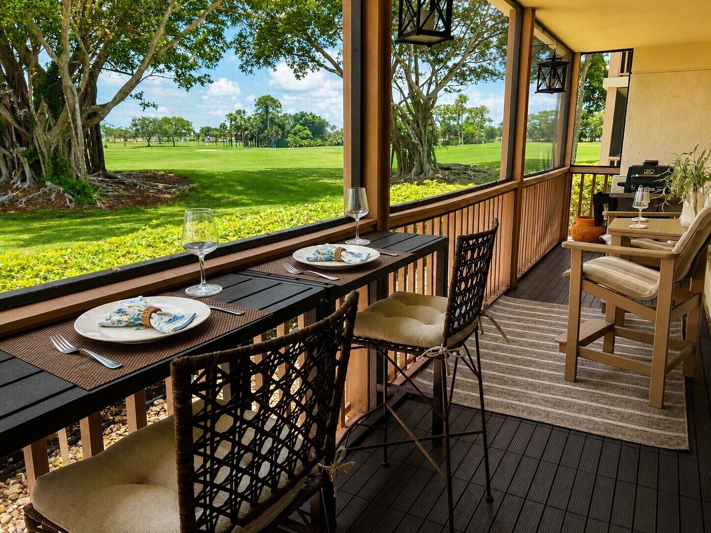 Outdoor dining