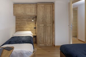 3 Schlafzimmer, Bügeleisen/Bügelbrett, WLAN, Bettwäsche