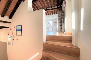 Interior - CASA ILARIA - Bright apartment with a view in the historic center (Siena)