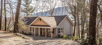 Jeter Mountain Lookout with Stunning Views