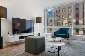 Luokittelematon kuva, 2 kautta 14, painike