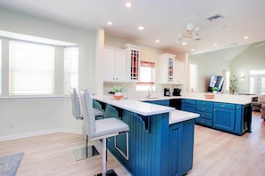 Fridge, microwave, oven, stovetop - All Seasons Villa - Superb location, amenities and just steps to the sand (Captiva)