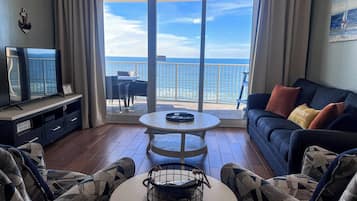 Smart TV, Hulu, books, streaming services