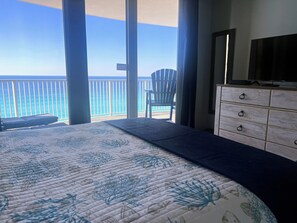 2 間睡房、熨斗/熨衫板、可攜式嬰兒床、免費 Wi-Fi