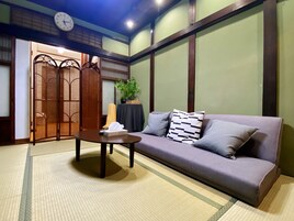 Televisión LCD 24 pulgadas con canales de televisión por cable