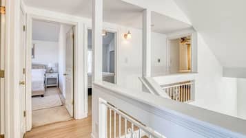 4 chambres, bureau, fer et planche Ă repasser, Wi-Fi gratuit