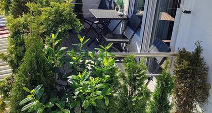 Studio Apartment 'B + E Röck' with Private Balcony and Wi-Fi