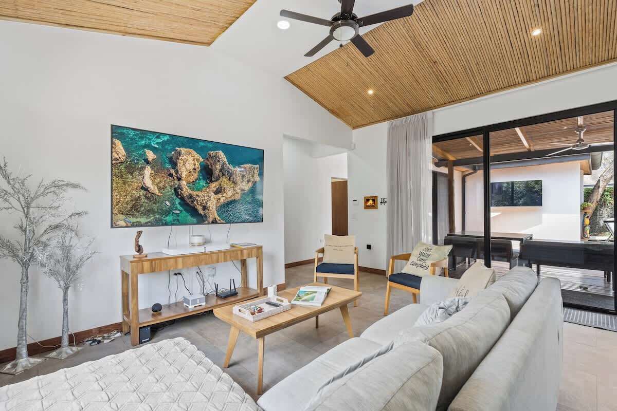 3 chambres, fer et planche à repasser, Wi-Fi gratuit, draps fournis