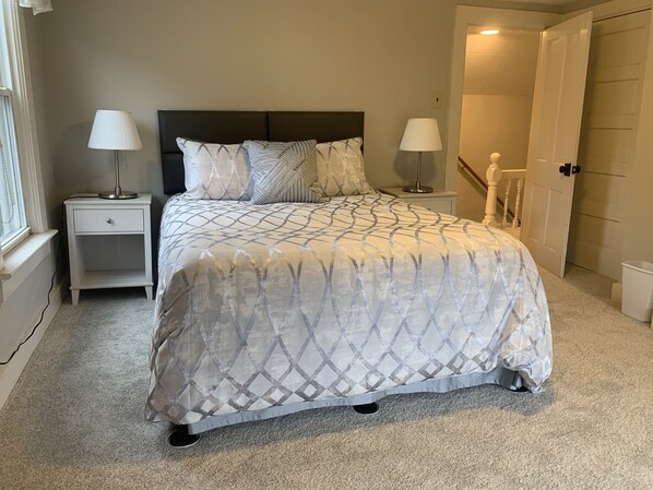 2 bedrooms, desk, iron/ironing board, free WiFi