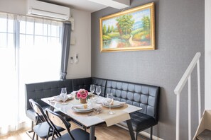 In-room dining - Kuromon Royal (Osaka)