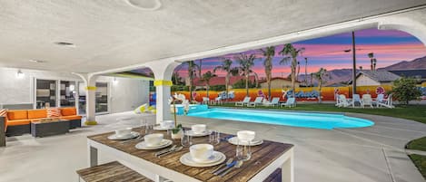 屋外プール、温水プール