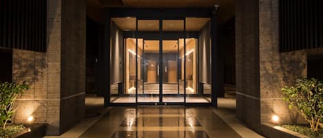 Pintu masuk interior