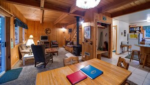 Villa (3 Bedrooms) | Living area | Fireplace - 32MBR - BBQ - Pets Ok - Wood Stove - Sleeps 7 (Deming)