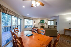 Interior - 13SL - Hot Tub - Pets OK - WiFi - Sleeps 8 (Deming)