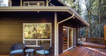 13SL - Hot Tub - Pets OK - WiFi - Sleeps 8
