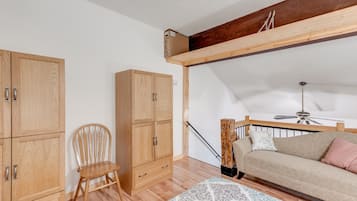 Apartment (1 Bedroom) | Living area