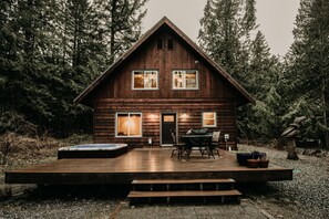 Porch - 22MBR - Hot Tub - Wi-Fi - BBQ - Pets OK - Sleeps 8 (Deming)